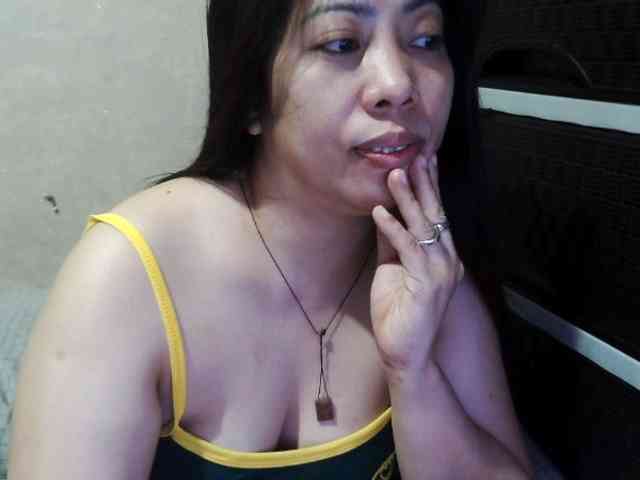 Cassiee webcam