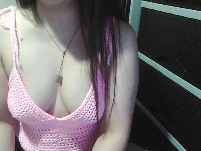 Kazzandra webcam