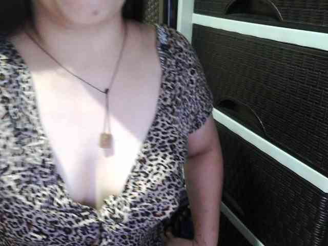 Cassiee webcam