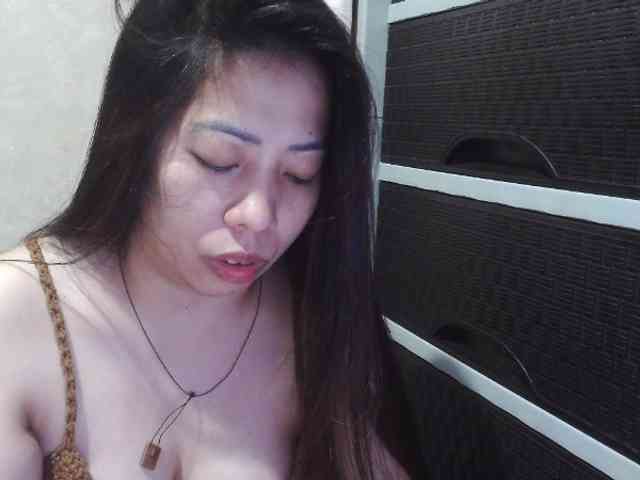 Cassiee webcam