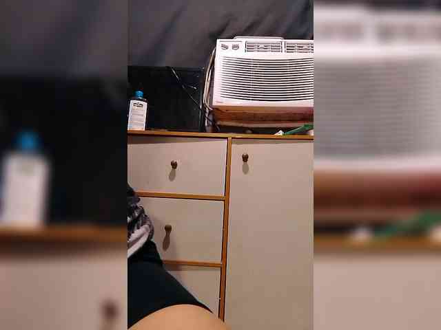 Kazzandra webcam