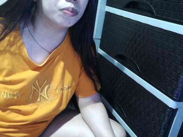 Cassiee webcam