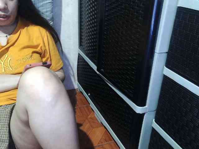 Cassiee webcam