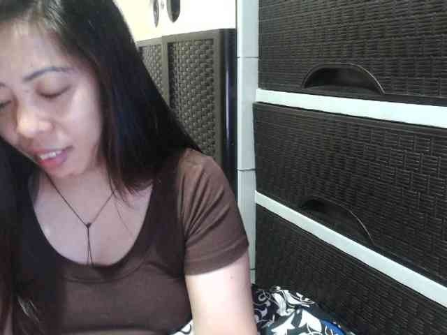Cassiee webcam