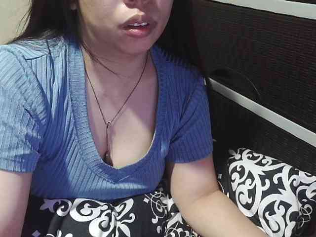 Kazzandra webcam