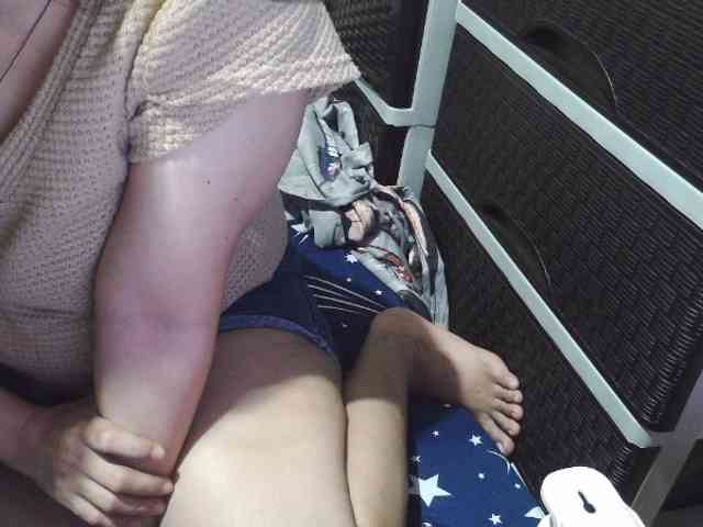 Cassiee webcam