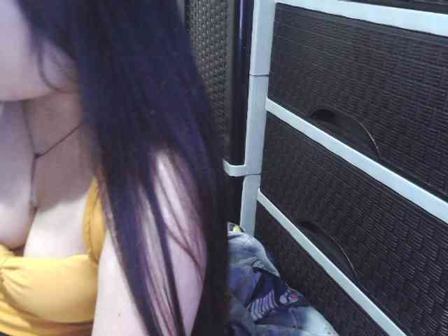 Cassiee webcam