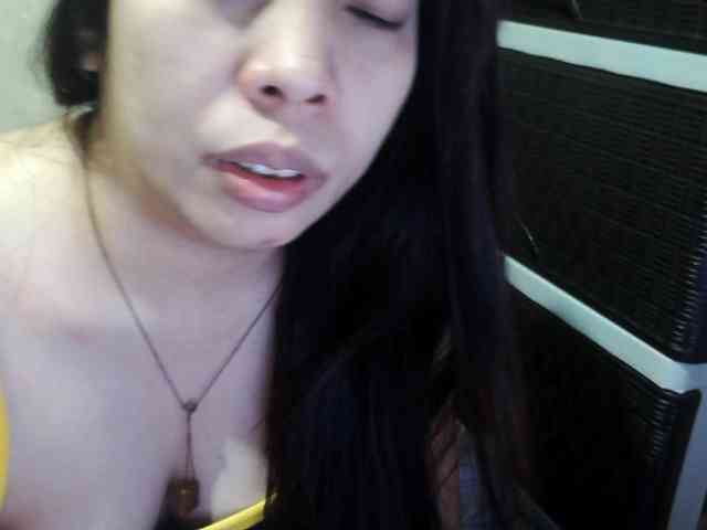 Cassiee webcam