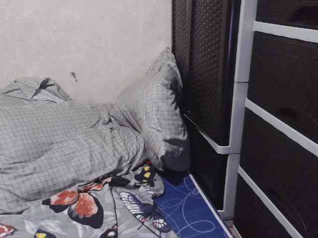 Cassiee webcam
