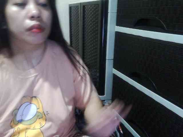 Cassiee webcam