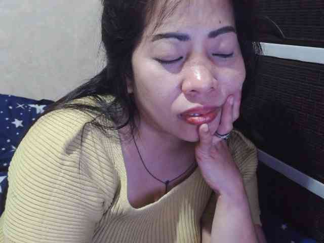 Cassiee webcam