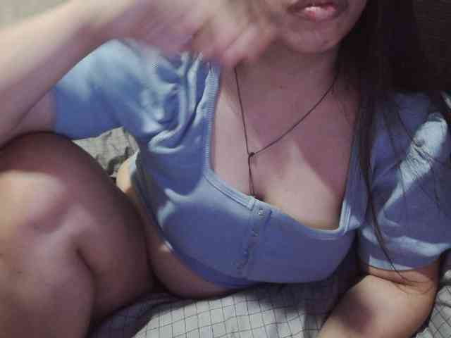 Cassiee webcam