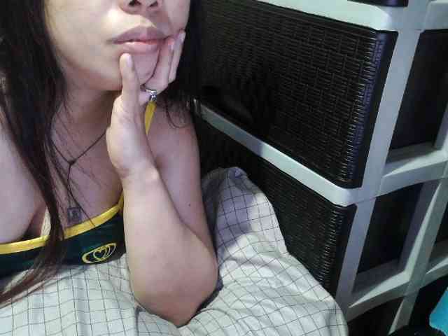 Cassiee webcam