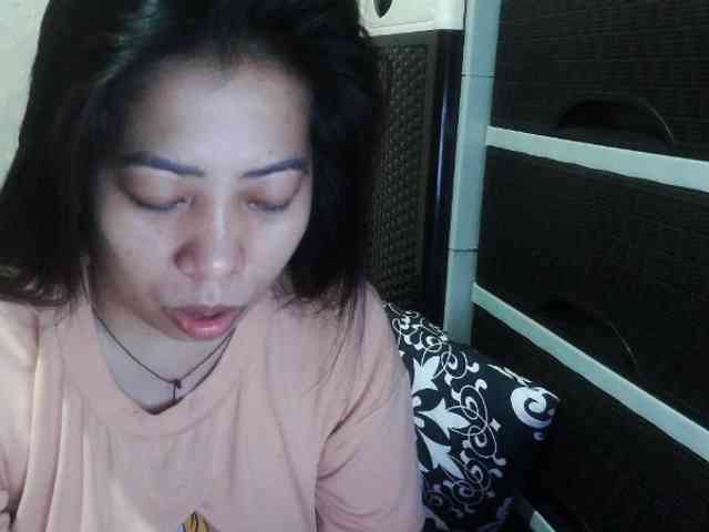 Cassiee webcam
