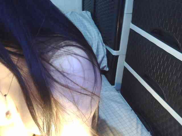 Cassiee webcam