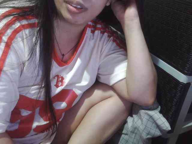 Cassiee webcam
