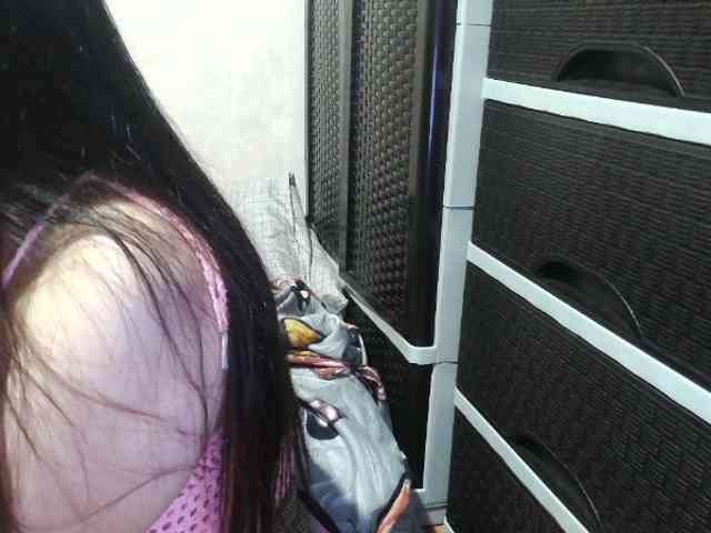 Cassiee webcam