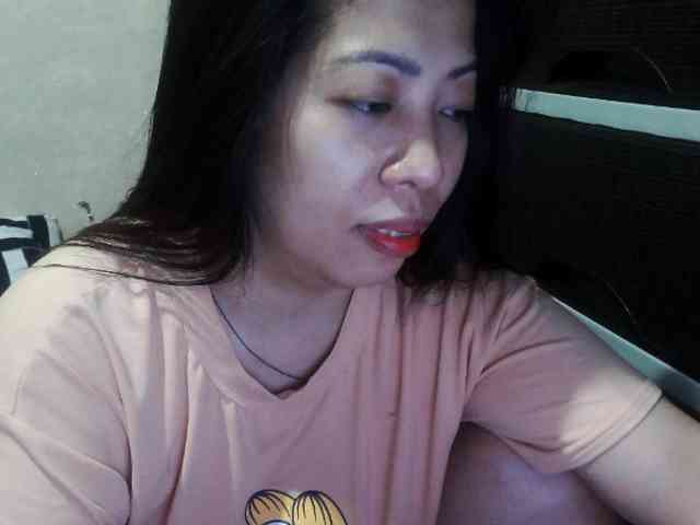 Cassiee webcam