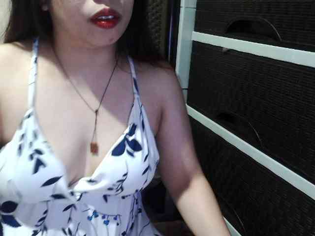 Cassiee webcam