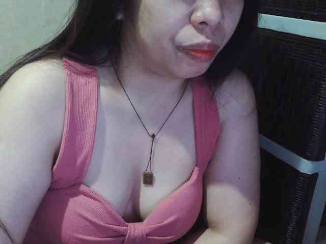 Cassiee webcam
