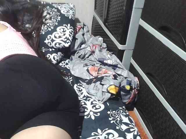 Cassiee webcam