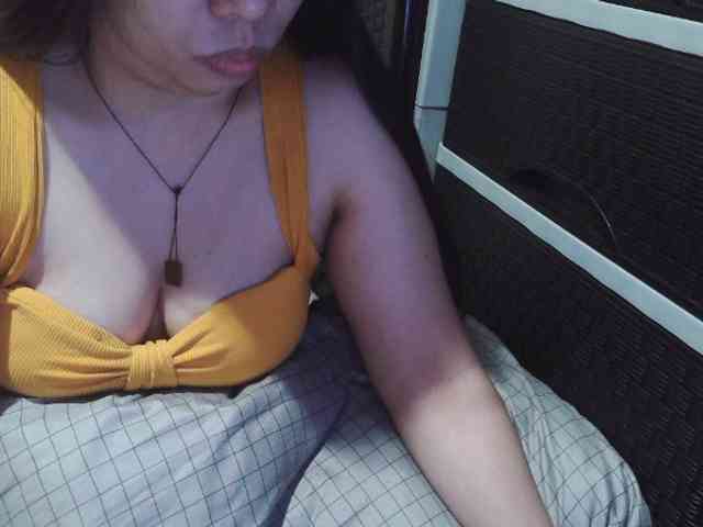 Cassiee webcam