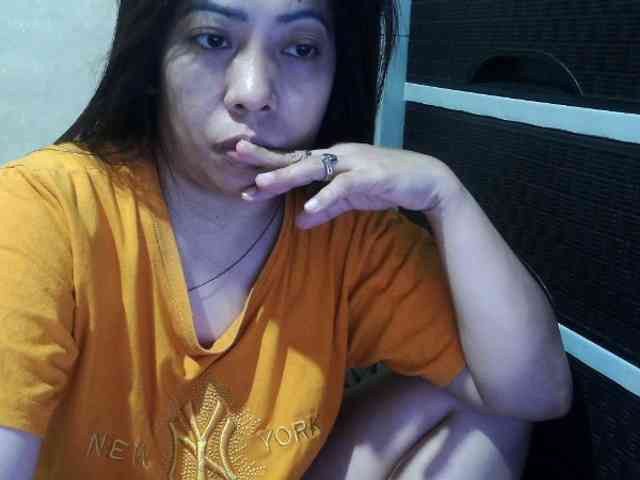 Cassiee webcam