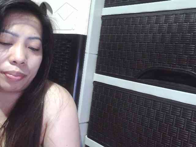 Cassiee webcam
