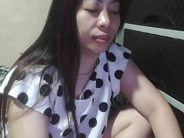 Cassiee webcam