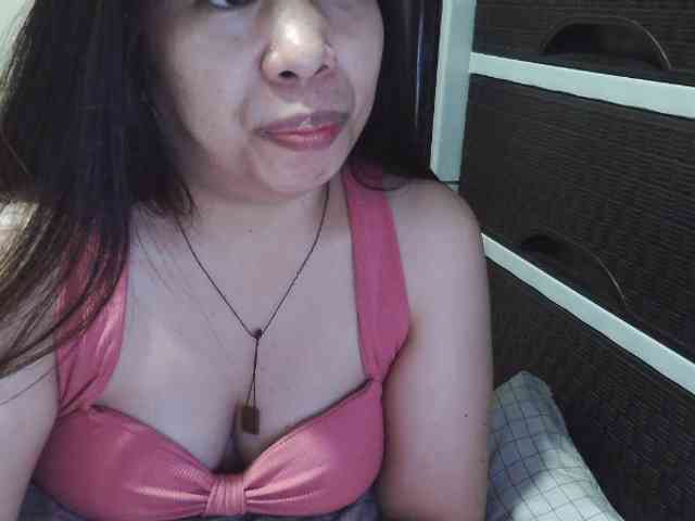 Cassiee webcam