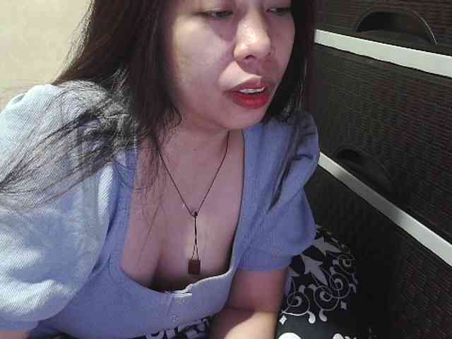 Cassiee webcam