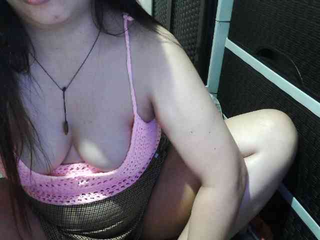 Cassiee webcam