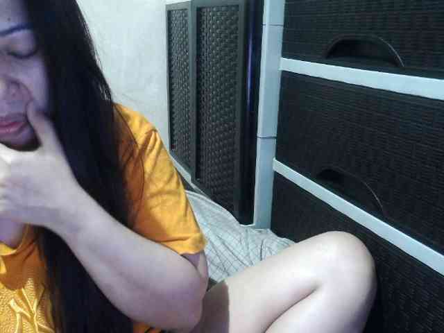 Cassiee webcam