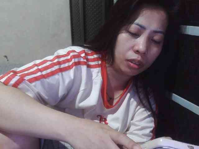 Cassiee webcam