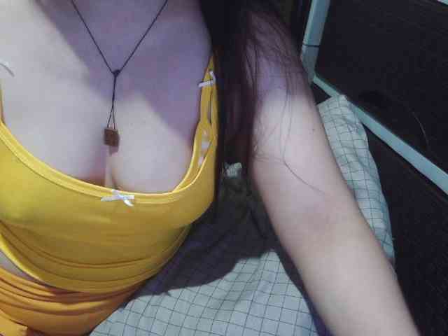 Cassiee webcam