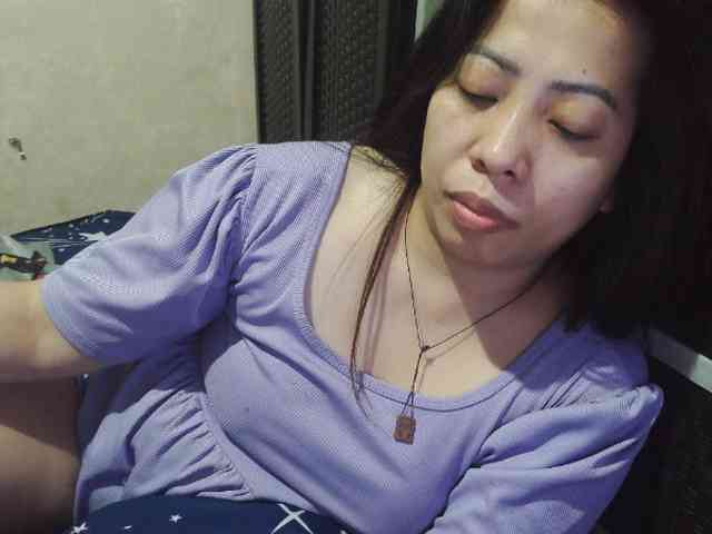 Cassiee webcam