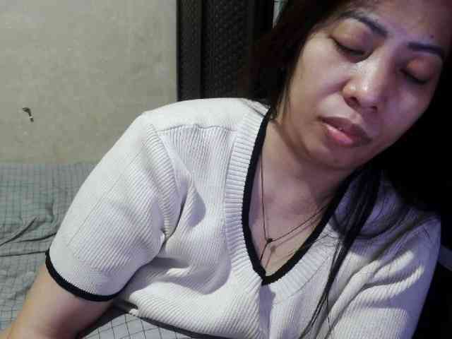 Cassiee webcam