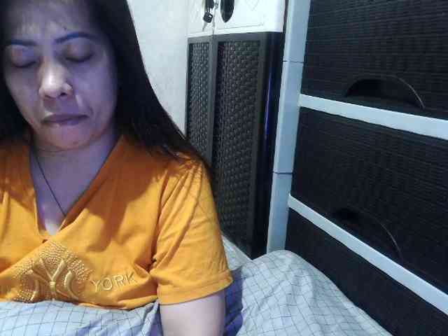 Cassiee webcam