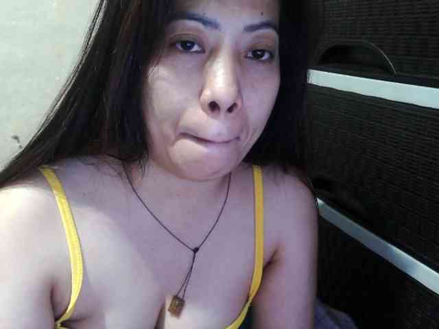 Cassiee webcam