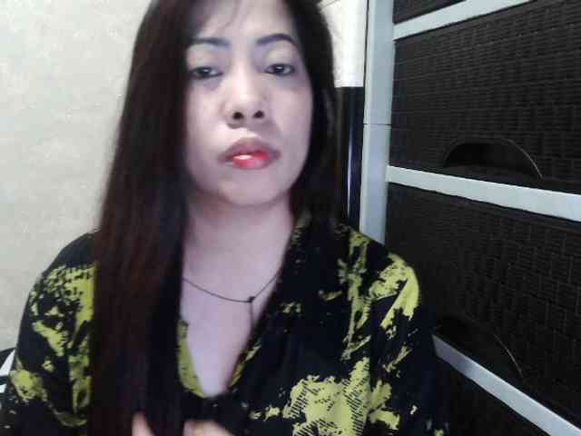 Cassiee webcam
