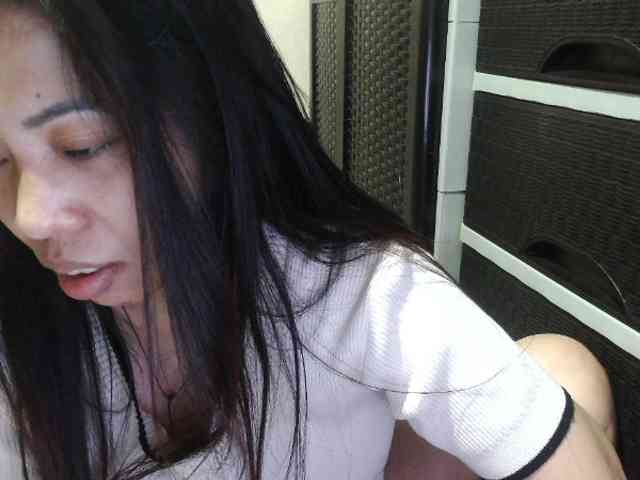 Cassiee webcam