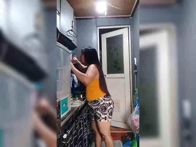 Cassiee webcam
