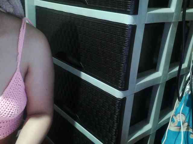 Cassiee webcam