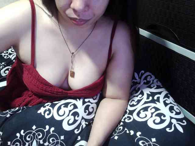 Kazzandra webcam