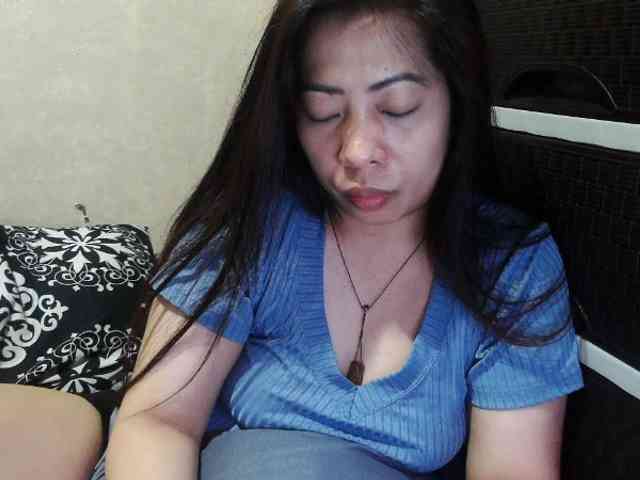 Cassiee webcam