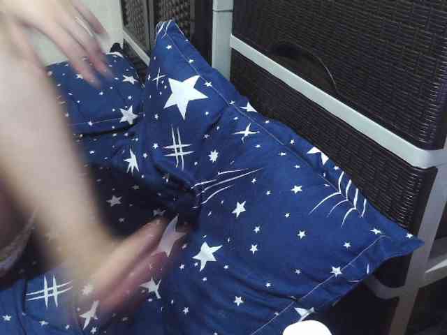 Cassiee webcam