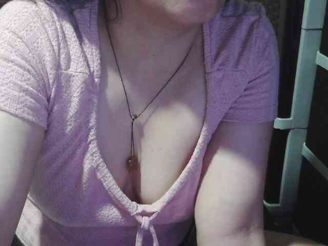 Cassiee webcam