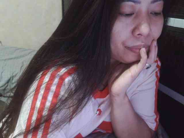 Cassiee webcam