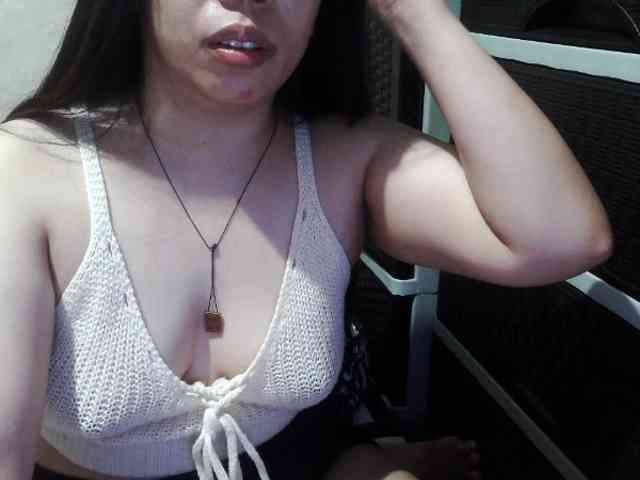 Cassiee webcam