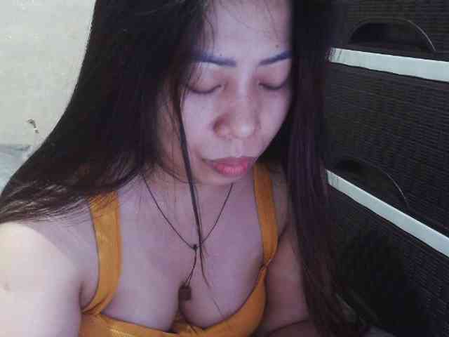 Cassiee webcam